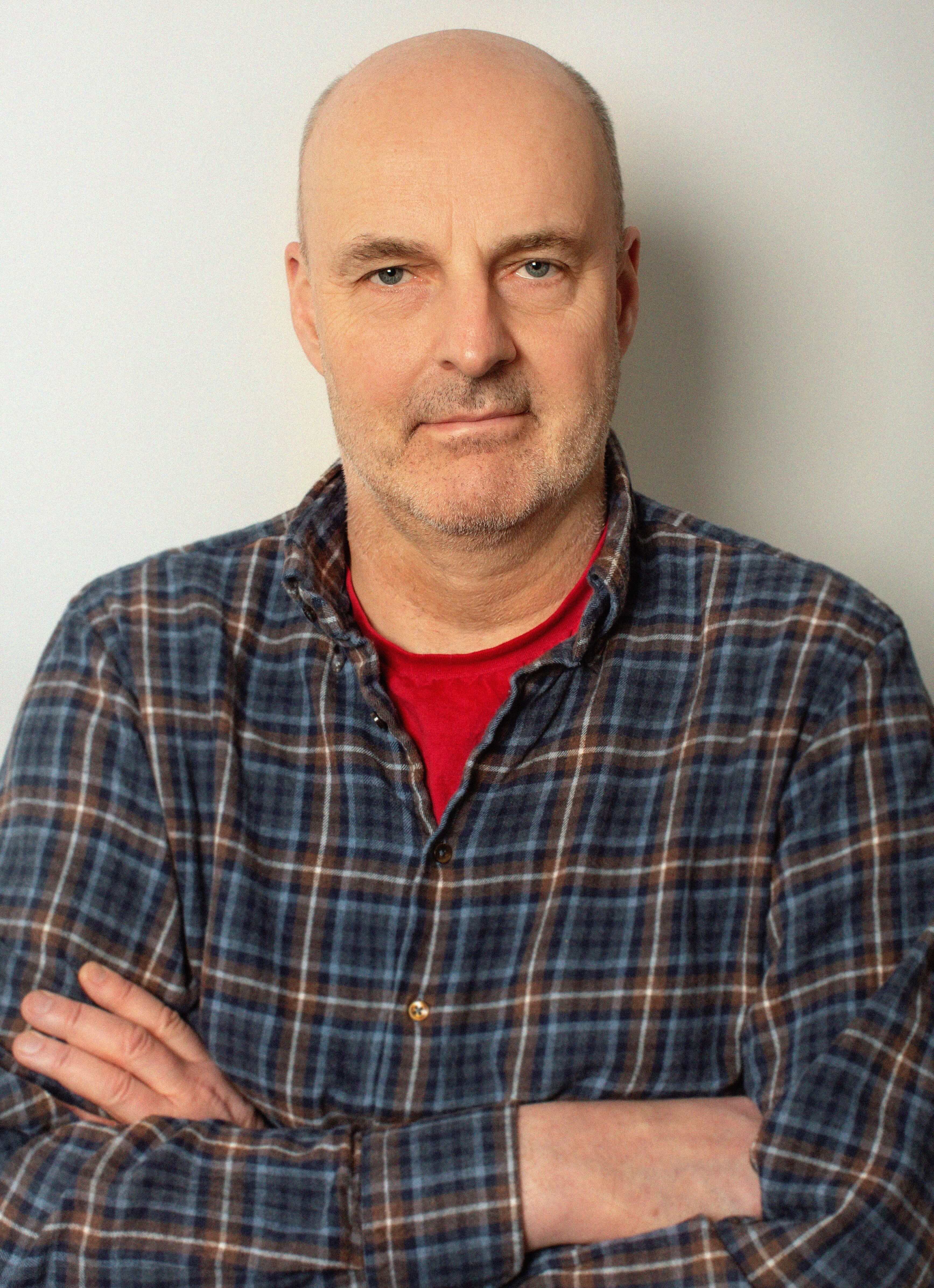 Docent Carl Swartling som utför svettbehandlingar och har forskat om Hyperhidros, överdriven svettning